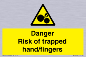 Danger Risk of trapped hand/fingers